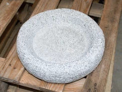 Žulové pítko 30 cm - šedá žula