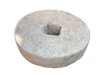 Brusný kámen 40 cm - nažloutlý granit